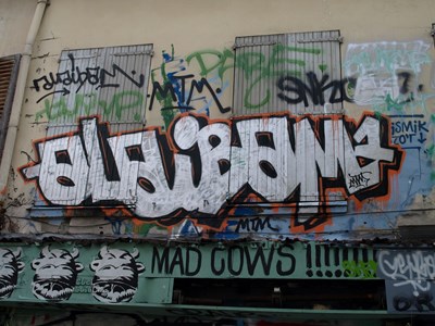photo graffiti Paris 20eme arrondissement